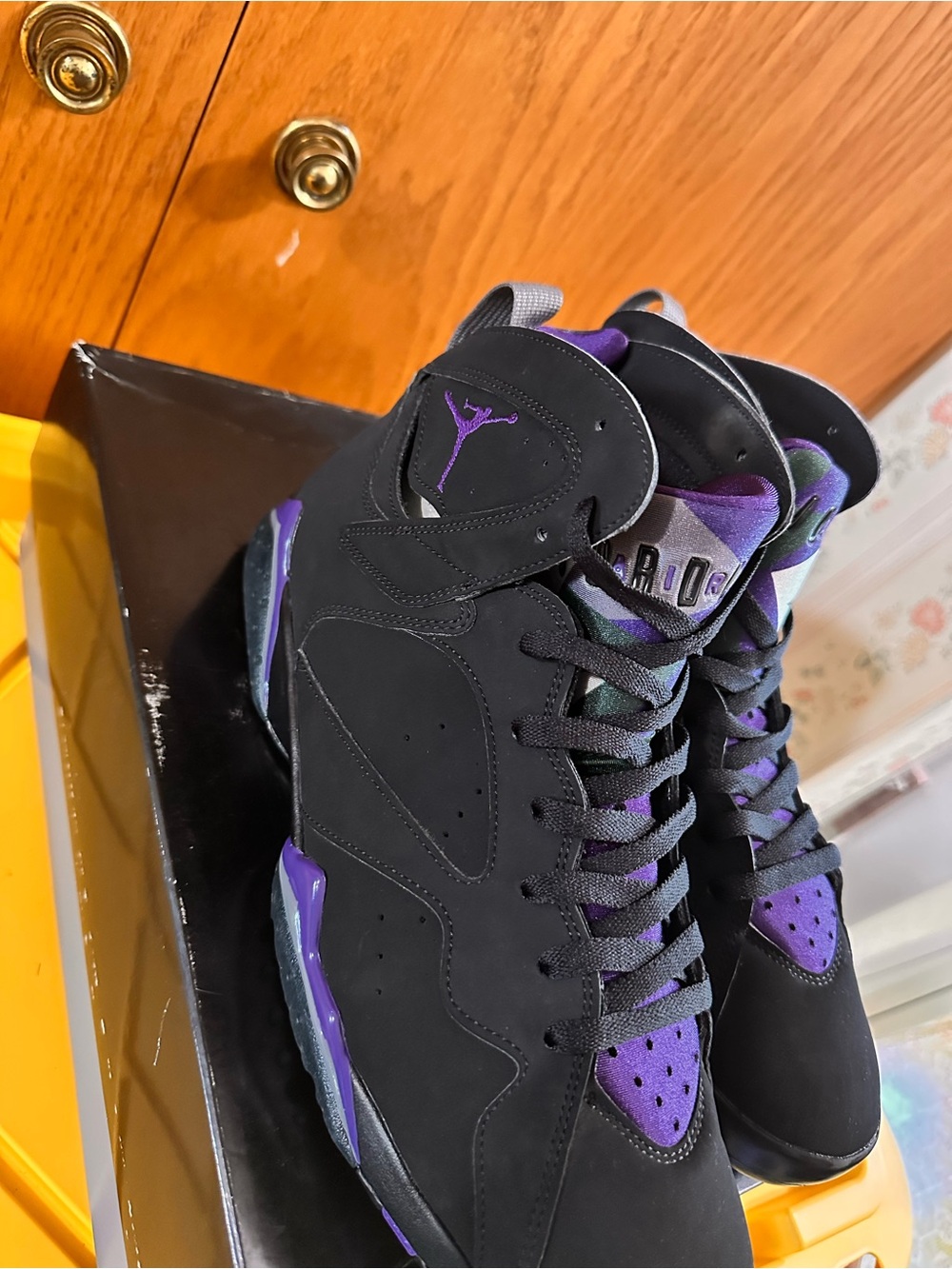 Size 13 - Air Jordan 7 Retro PE Ray Allen Black Purple EUR 47.5 CM 31 - Picture 5 of 13
